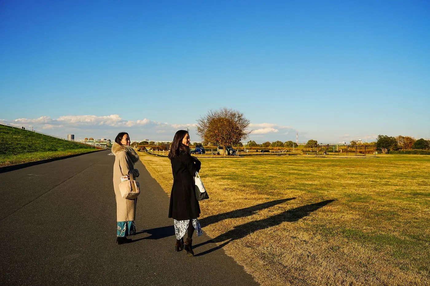Walking on the Edogawa riverbank